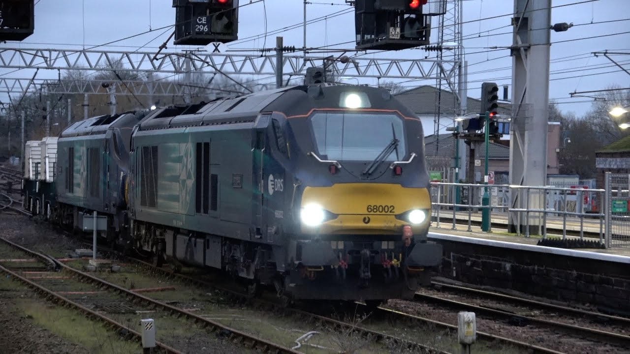 Evening Freight at Carlisle: Flasks Boxes and Parcels! 11 January 24