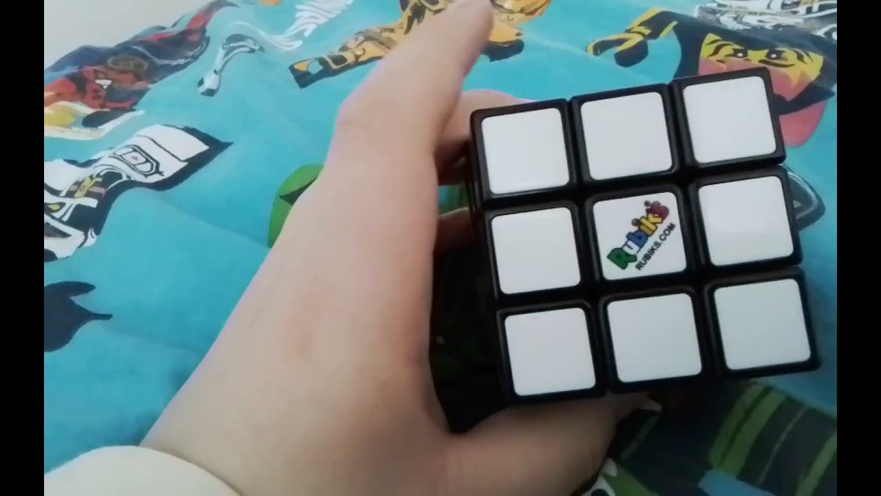 Easiest way to solve a rubiks cube with those scramble 