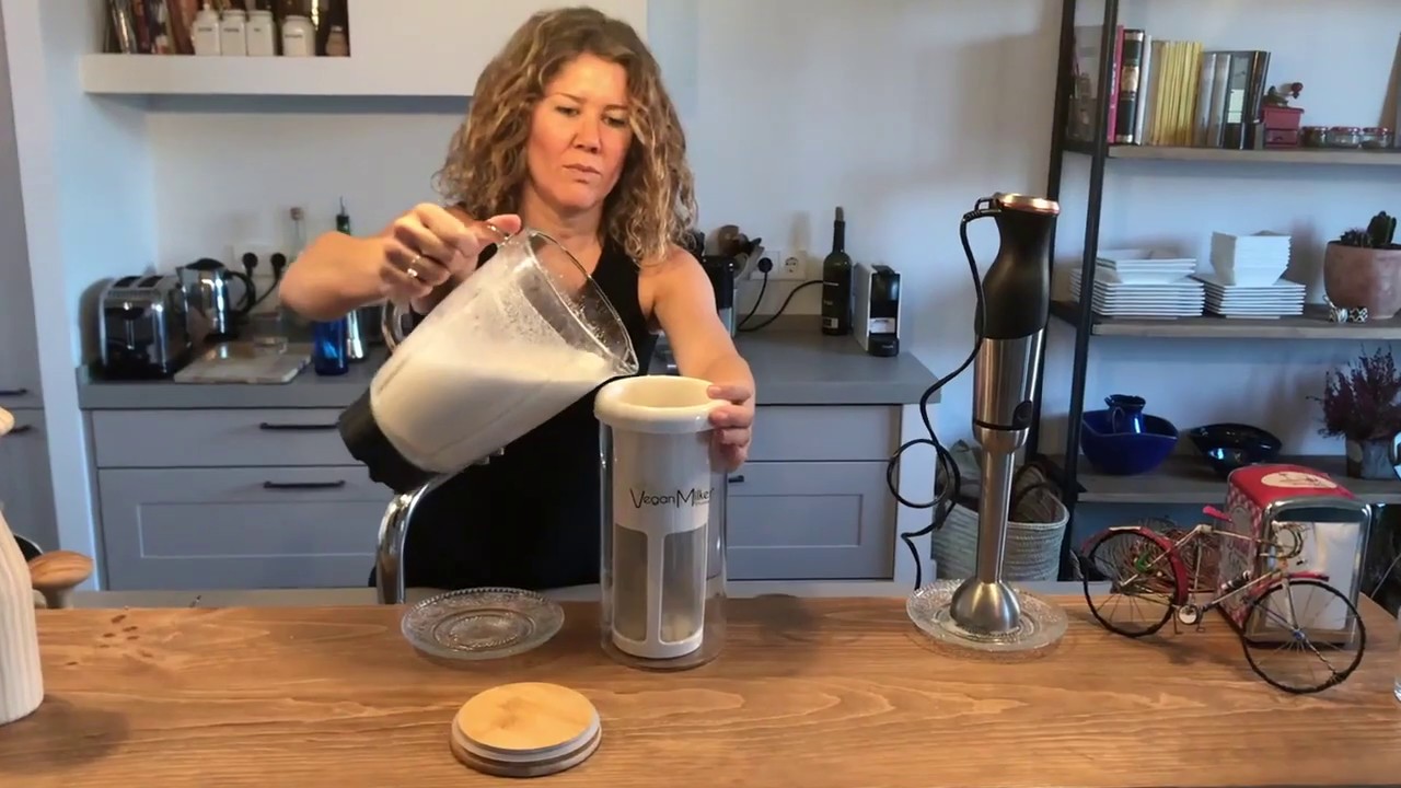 👍🏽 Tips & Tricks: How to use the Vegan Milker mortar