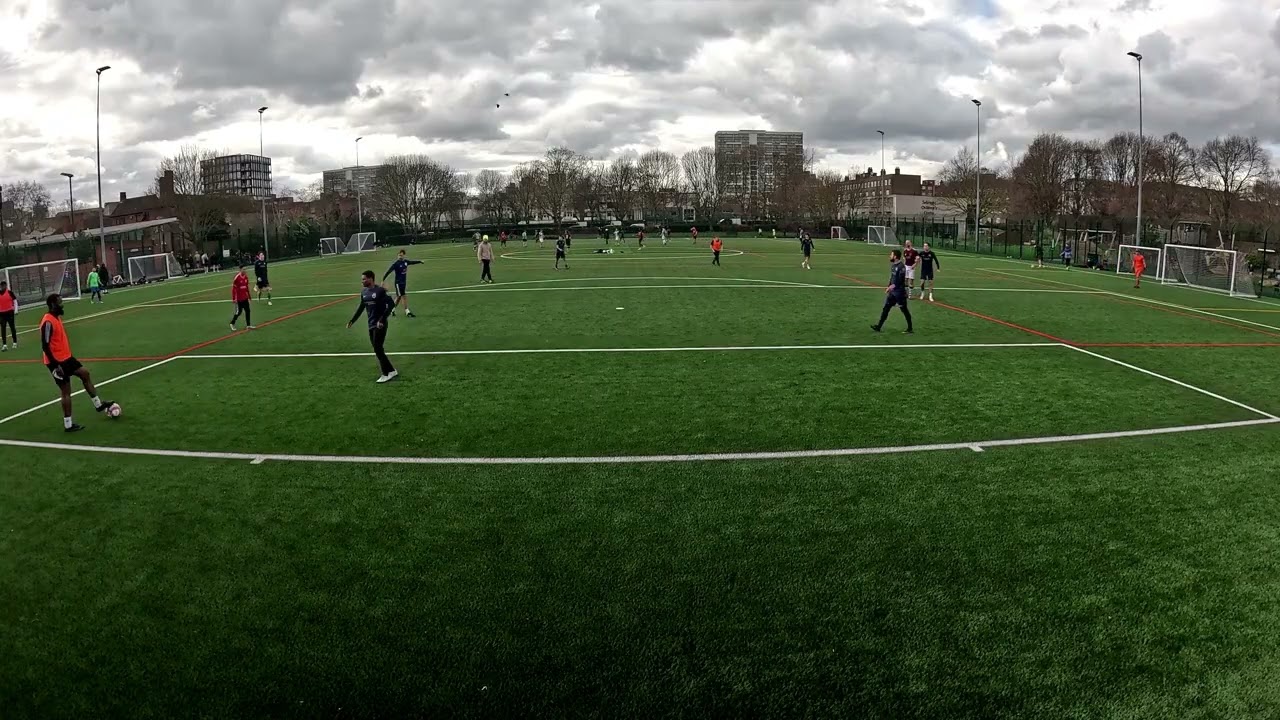 Teddy Boys Vs Far Far Est 1st half