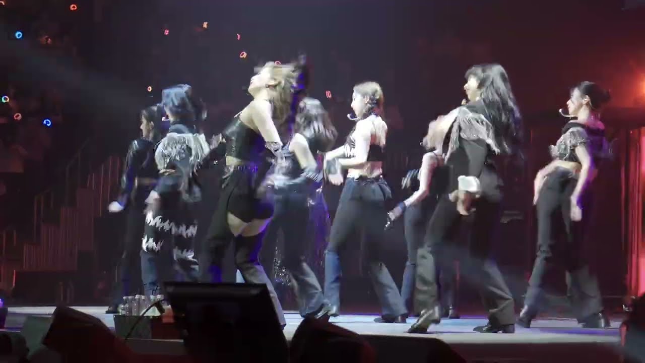 [4k] 220224 - Get Loud - TWICE Concert 4th World Tour III in Atlanta