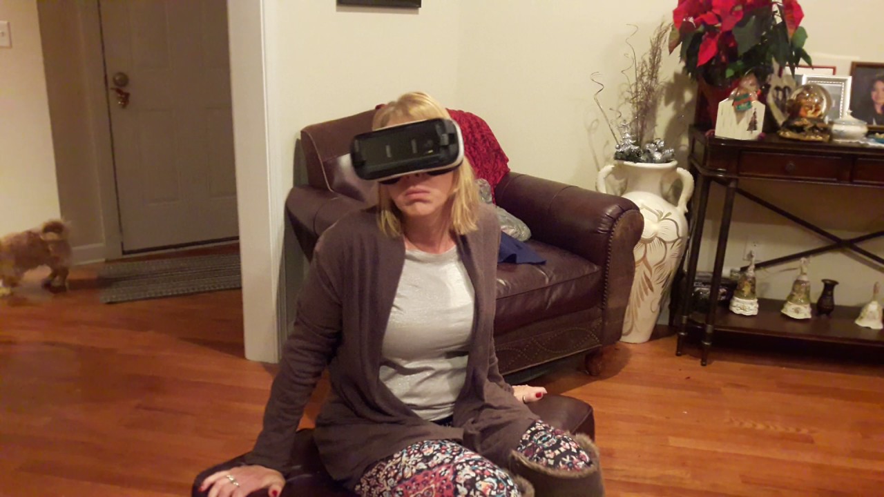 Mom getting scared using VR Goggles!!