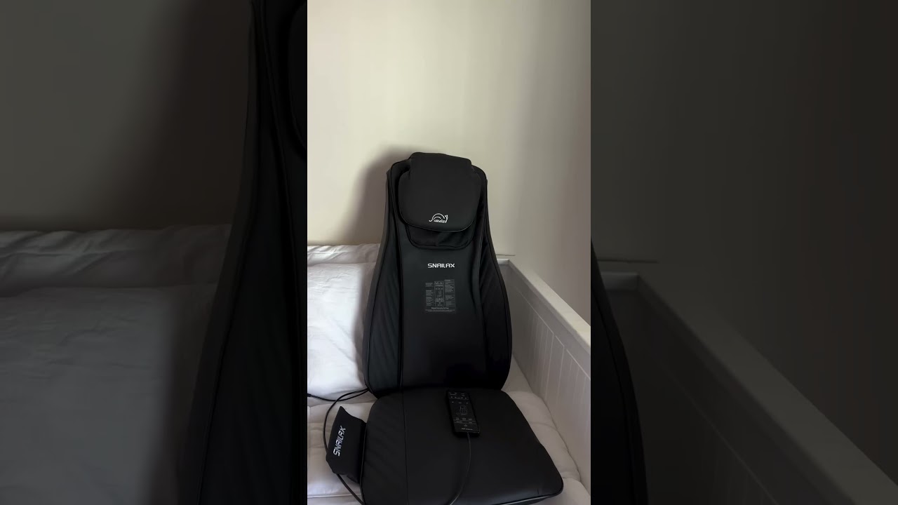 This Shiatsu Back Massager can deliver deep tissue massages from the neck to the full back.