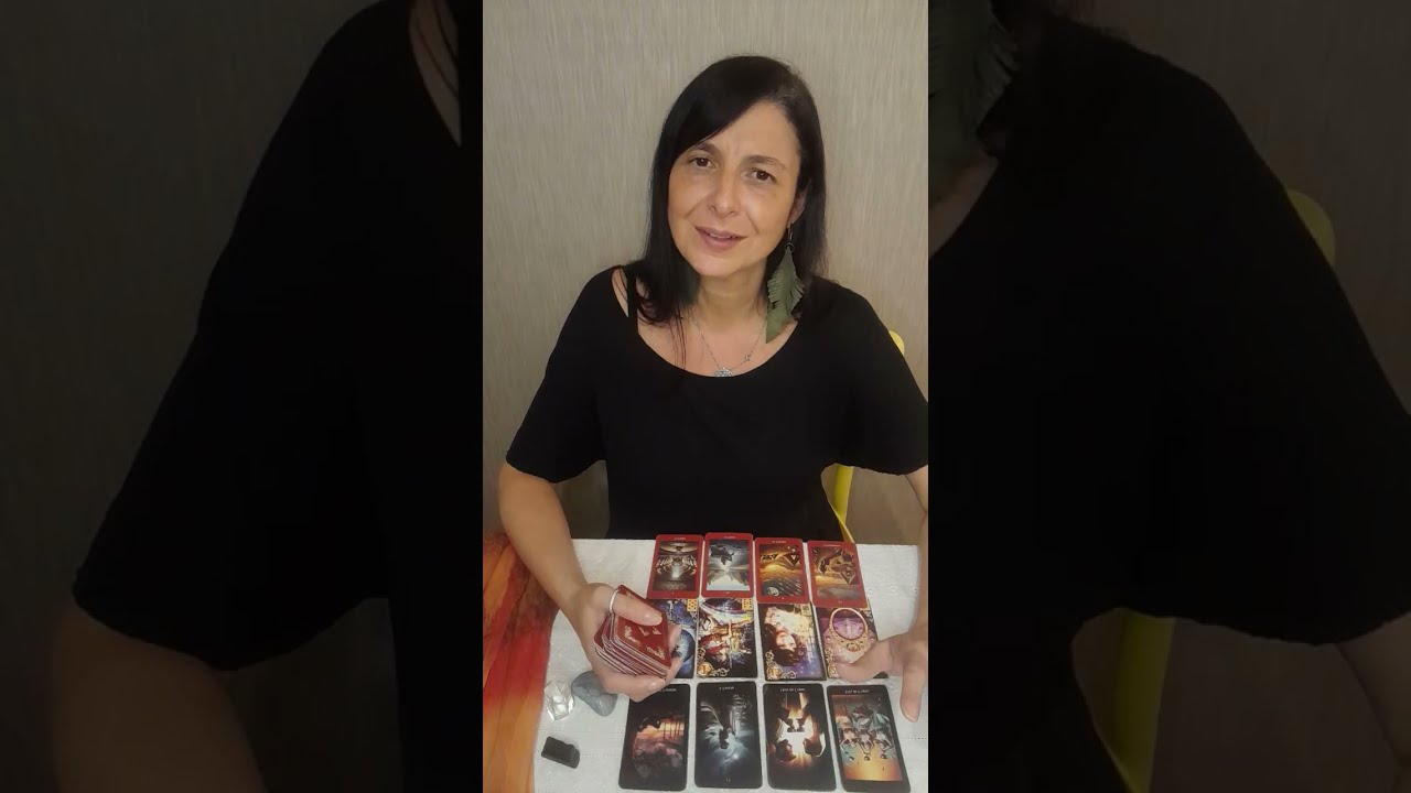 TUDO sobre ele(a) em relação a você agora! O que as cartas têm a te dizer!!! 💥😲💖💫