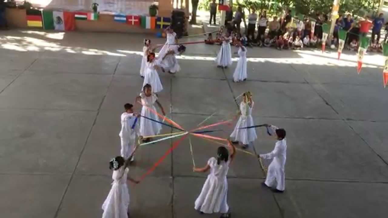 danza de los listones