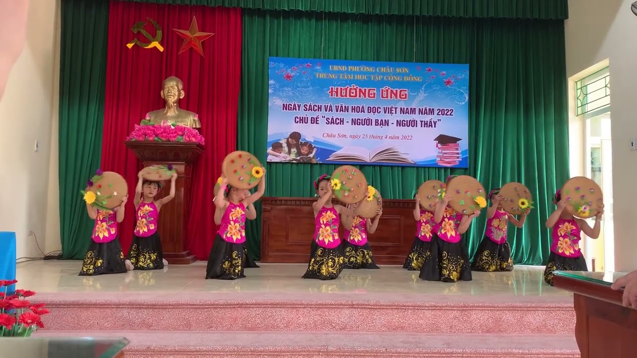 Múa Bức Họa đồng quê - bé 5 tuổi Mầm non Châu Sơn