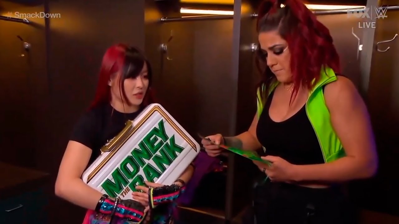 Shotzi is haunting Bayley again - WWE SmackDown 7/28/2023