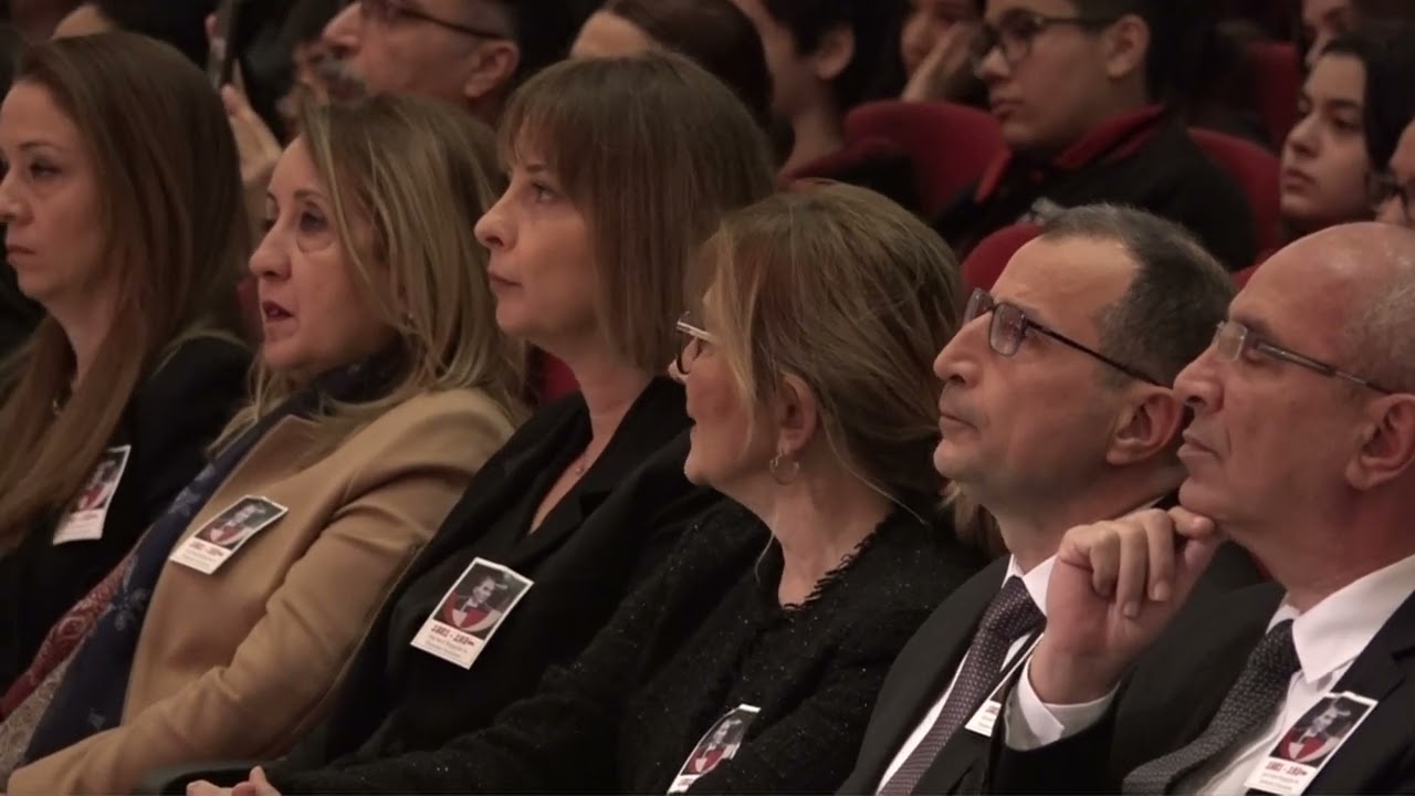 10 Kasım 2022 Koro İzmir Marşı ODTUGVO