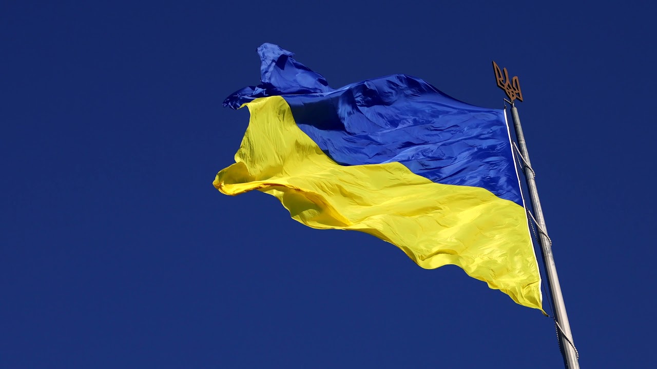 Флаг Украины - 4К видео, длительность - 4 часа. Скринсейвер.