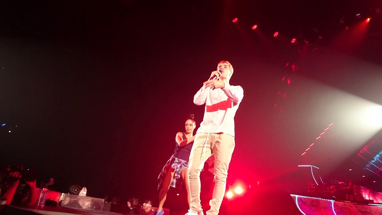 Justin Bieber - What do you mean (live @ Dublin, Ireland)