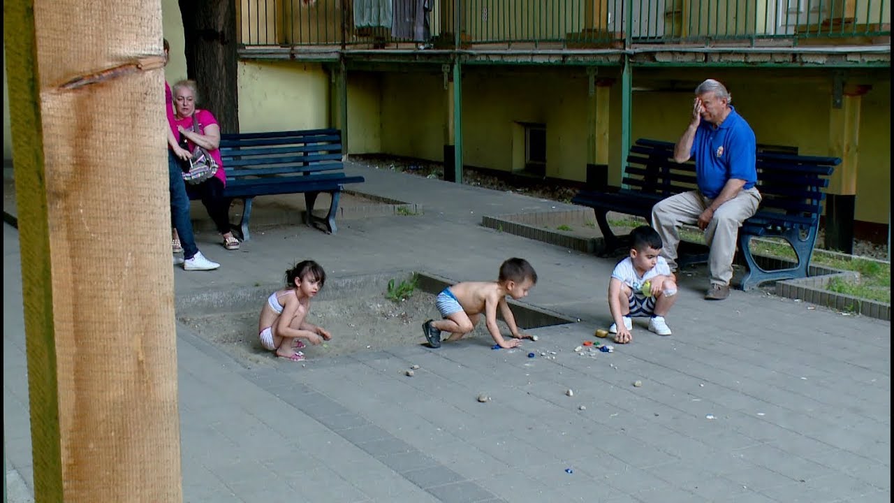 Véget ért a kilakoltatási moratórium, családok ezrei kerülhetnek utcára