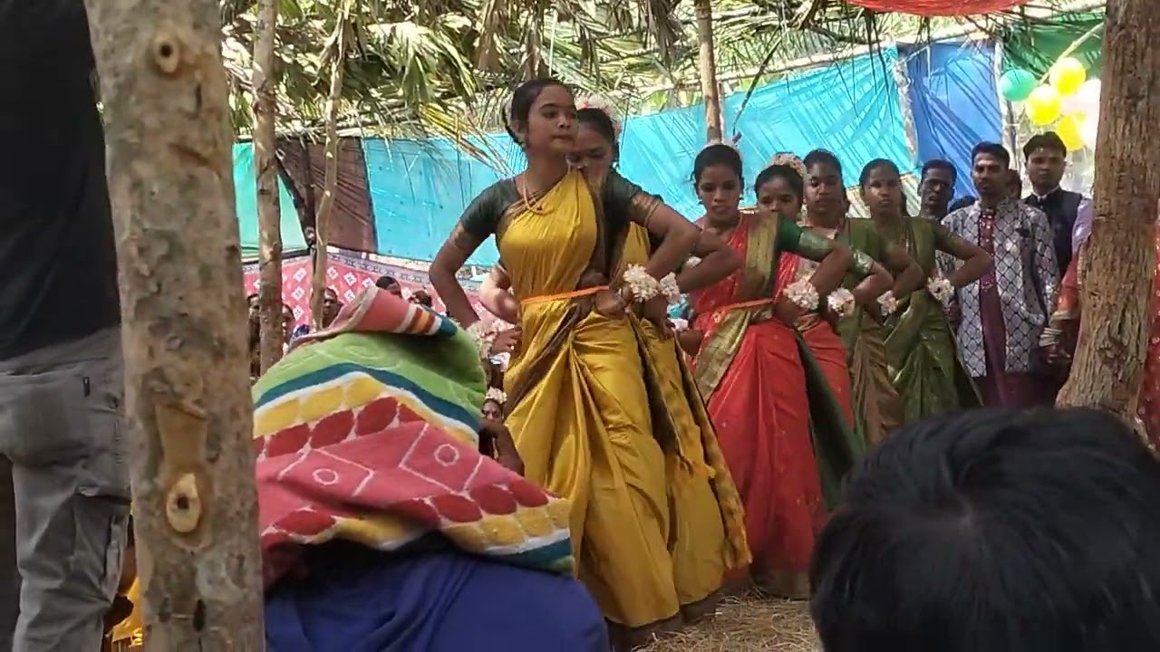 Rajeswari weds Ejikel marriage welcome dance manengul