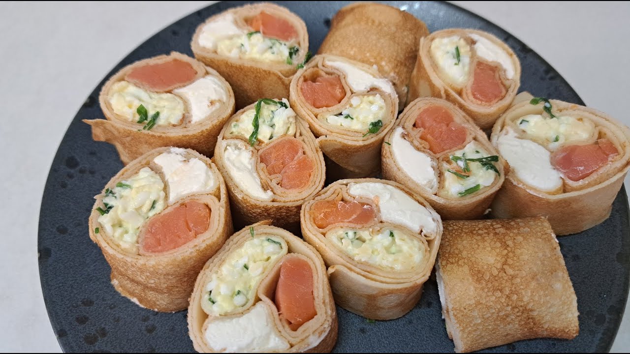 Как красиво начинить блины красной рыбой и творожным сыром