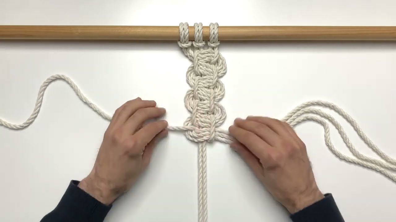 SQUARE KNOT Asymetrical Wave . #08 . Macramé 40 Knots Library
