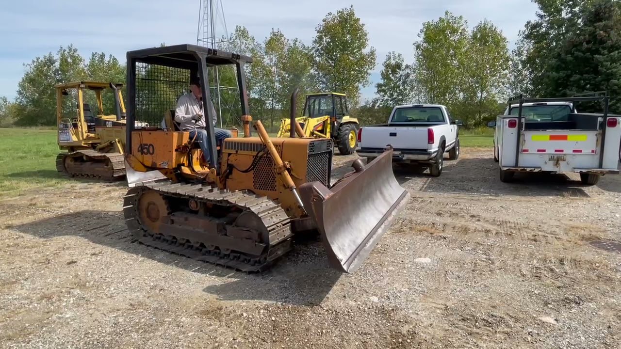 Case 450 Crawler Dozer | Lot# 1-2562 | Orbitbid.com