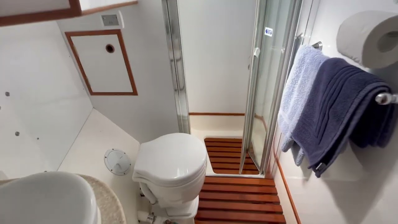 Лодка Fisher 46 - Лодочный сарай - Номер лодки: 323006
