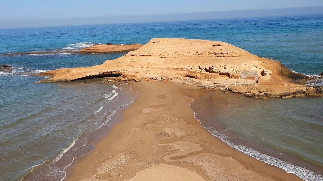 شاطئ سيدي البشير بدون مصطافين روعة في الجمال SIDI EL BACHIR