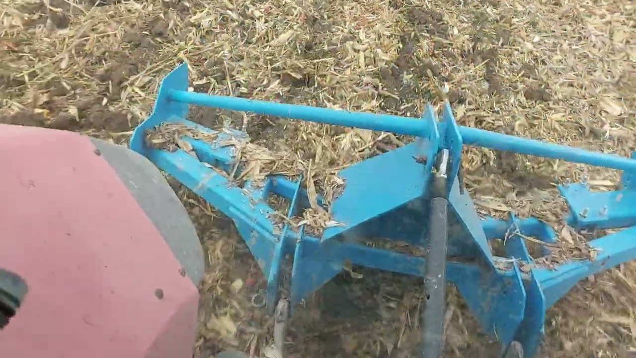 Zetor forterra 11741 - głęboszowanie po kukurydzy
