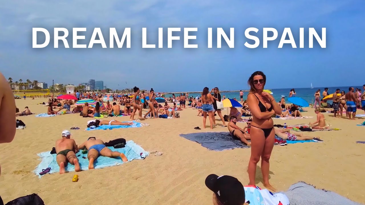Barcelona Beach walk - Carefree Life in Spain