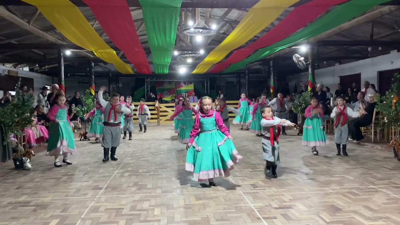Pré estréia - Invernada Pré Mirim - COREOGRAFIA DE ENTRADA (20/10/2024)