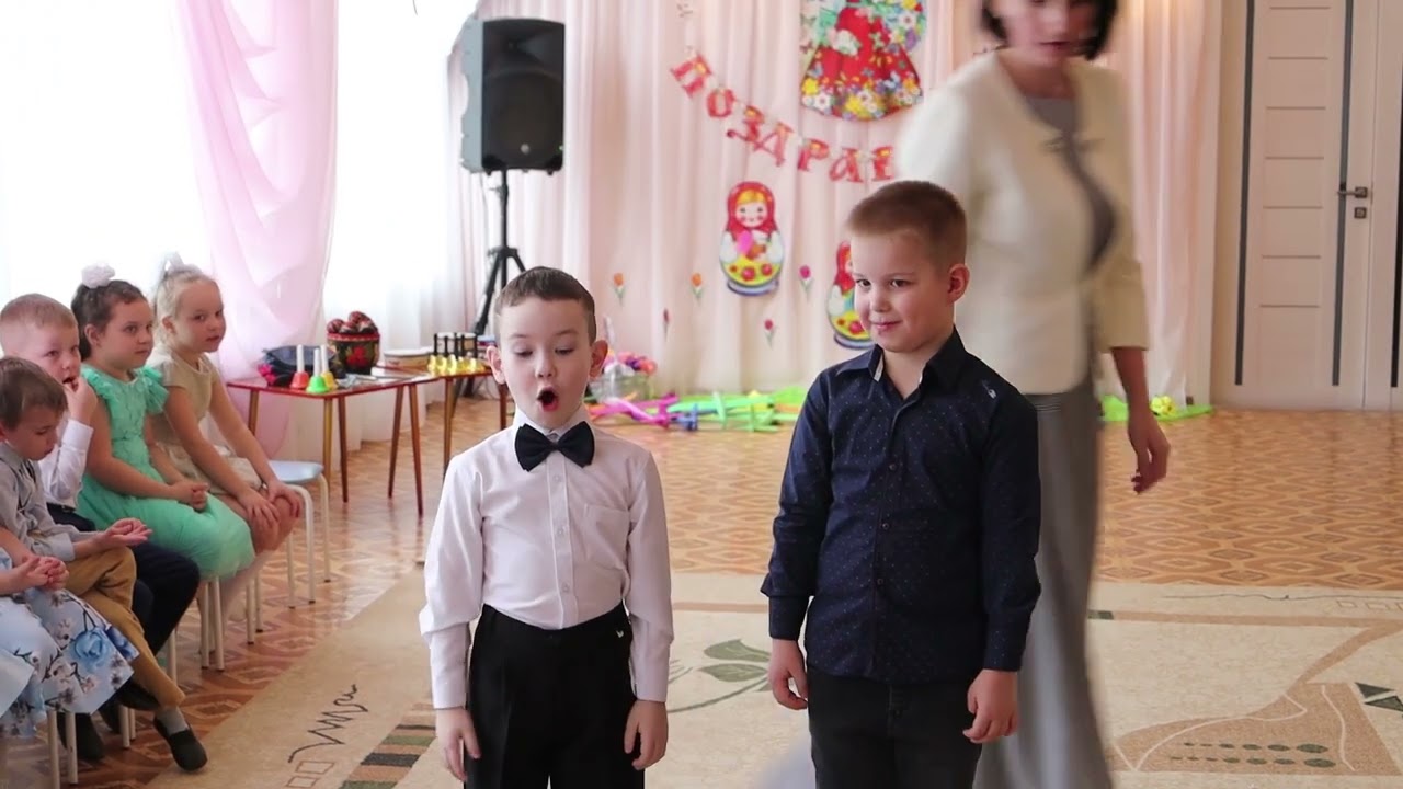 Весенний утренник группа 10 сад 1