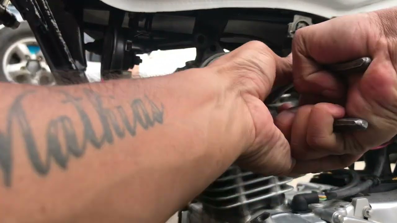 Boxerct100 cómo calibrar válvulas fácil #boxerct #bajaj #bajajboxer #ct100 #ct100modified parte 1