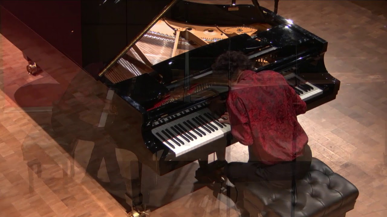 Maxim Lando plays Tchaikovsky Seasons   June