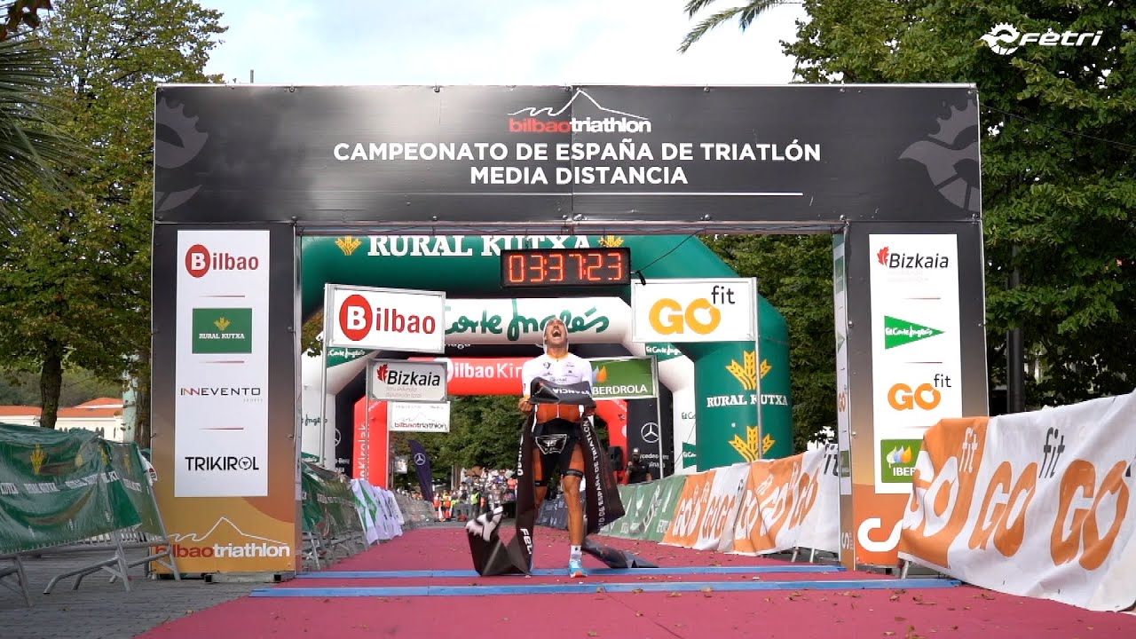 Campeonato de España de triatlón de Media Distancia Bilbao. Emilio Aguayo y Natalia Bermúdez.
