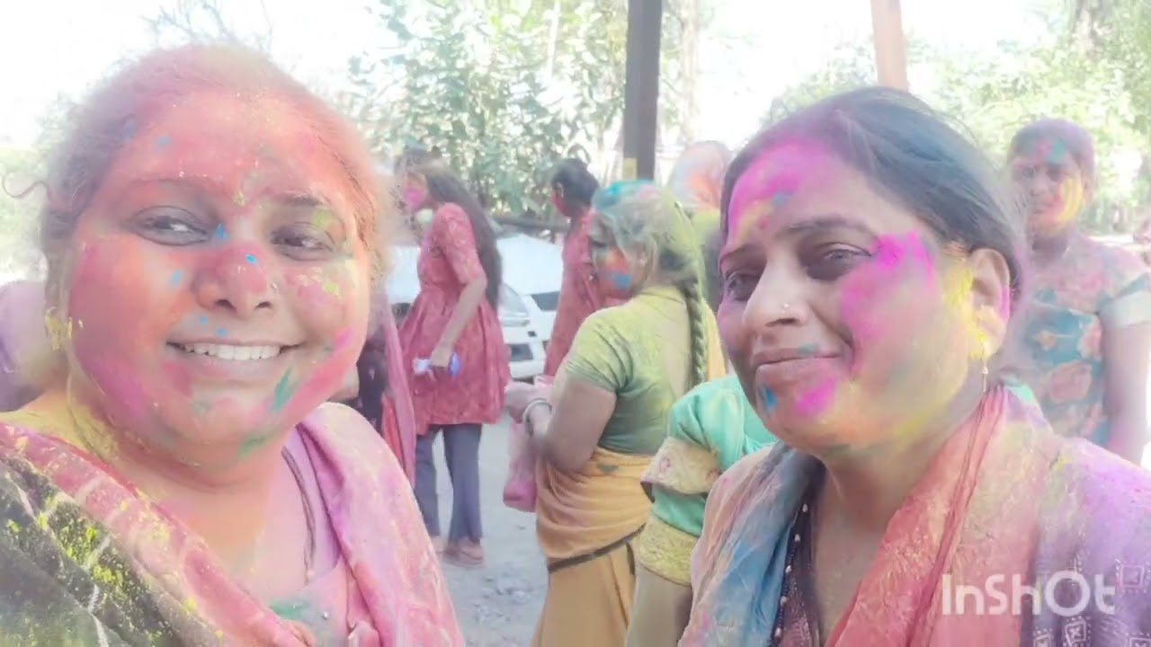 कॉलोनी मे मनाया गया रंग पंचमी का त्योहार 😊😊💃💃🥰🥰