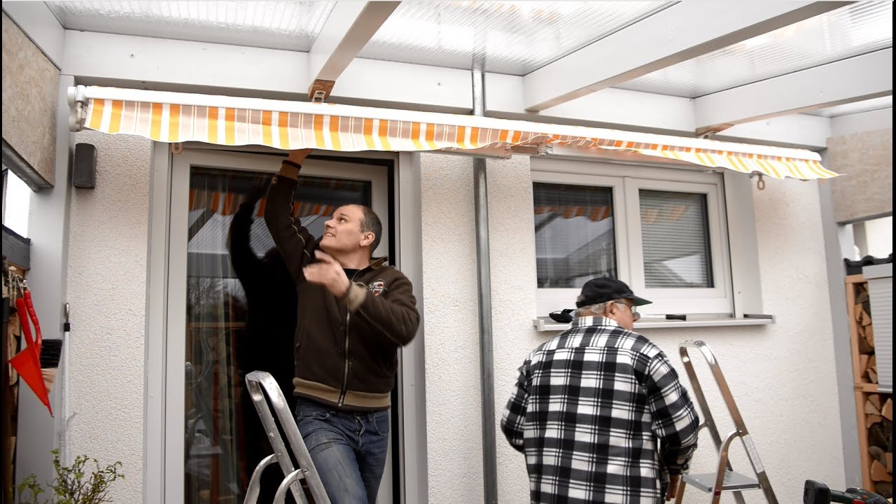 Anbringen einer Markise unter einer Terrassen&uuml;berdachung