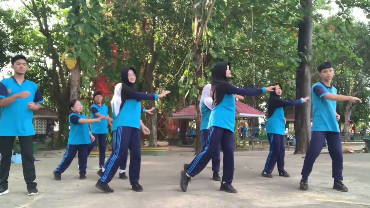 senam irama kelompok 3, SMAN2 TPI