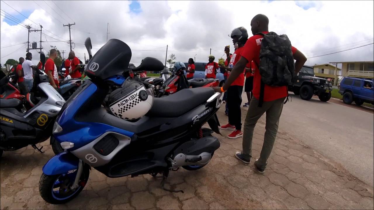 Scootertrip Suriname