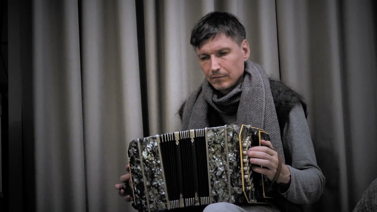 learning of Nunca Tuvo Novio. 2025-Dec-01. My first year with bandoneon Einheits 144. Bandoneon solo