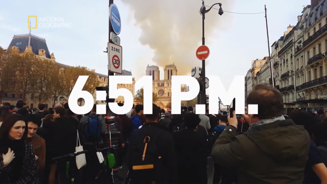 Wierni nie byli świadomi zagrożenia tuż nad nimi [Notre Dame w ogniu]