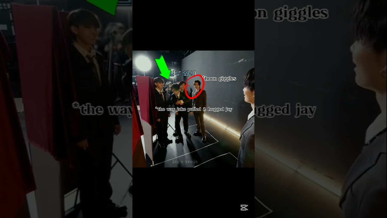 The way jake hugged jay😩 #jayke #jay #jake #sunghoon #ehypen #enoclock #engene #trending #heeseung