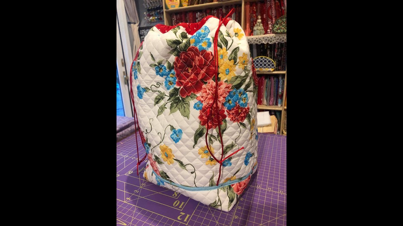 EASY GIFTS ~ 3 Placemat Drawstring Bucket/Laundry Bag Tutorial