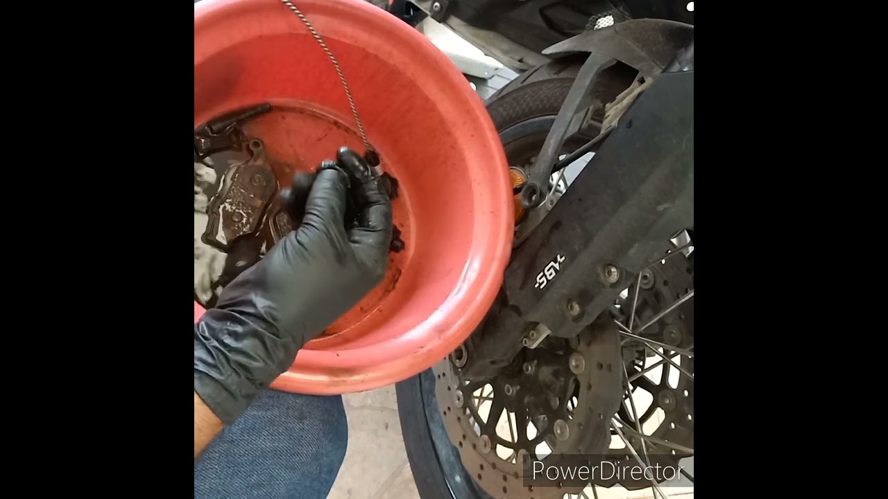 BENELLI TRK 502 X COMO CAMBIAR PASTILLAS DELANTERAS,