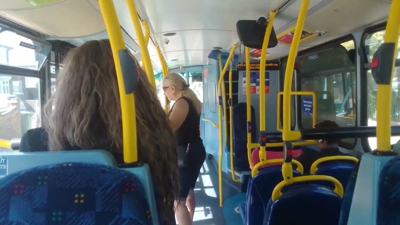 GAL WVL438 On Bus Route 89 (2)