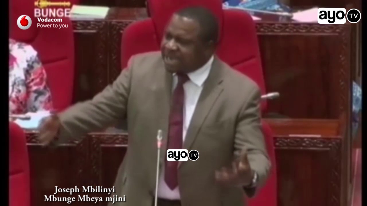 Joseph Mbilinyi 'Sugu' aliposimama kuchangia bungeni leo