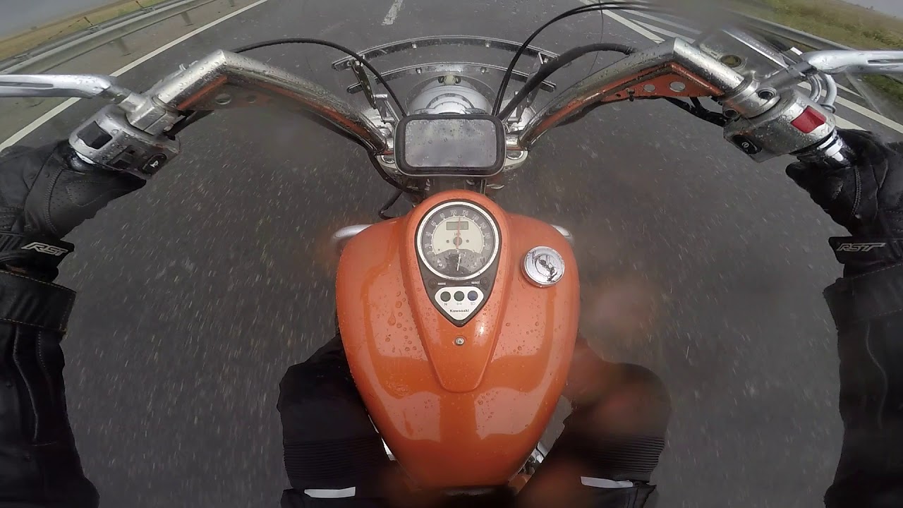 Motocicleala - CaughtOutInTheRain