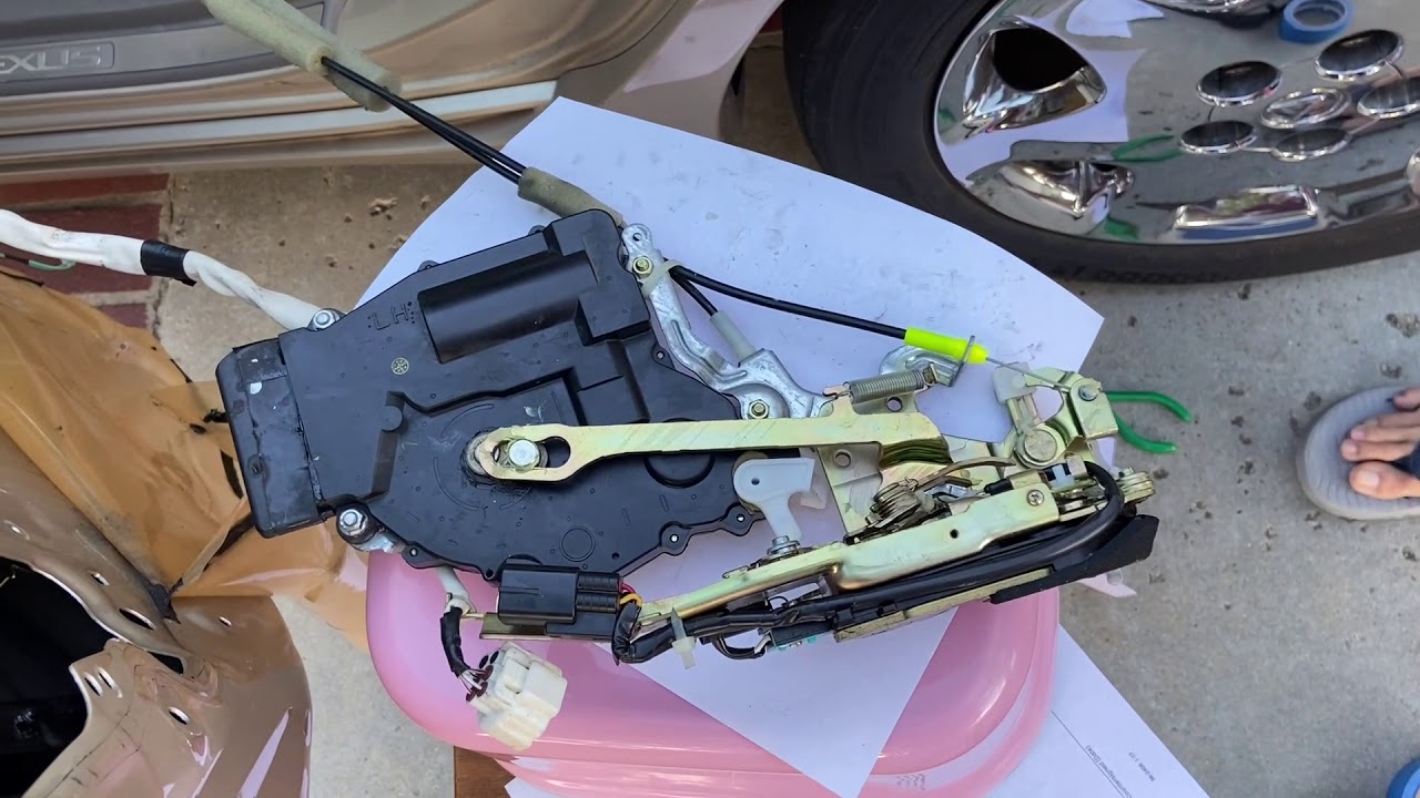 2001-2006 Lexus LS430 UL Rear Door Lock Actuator Fix