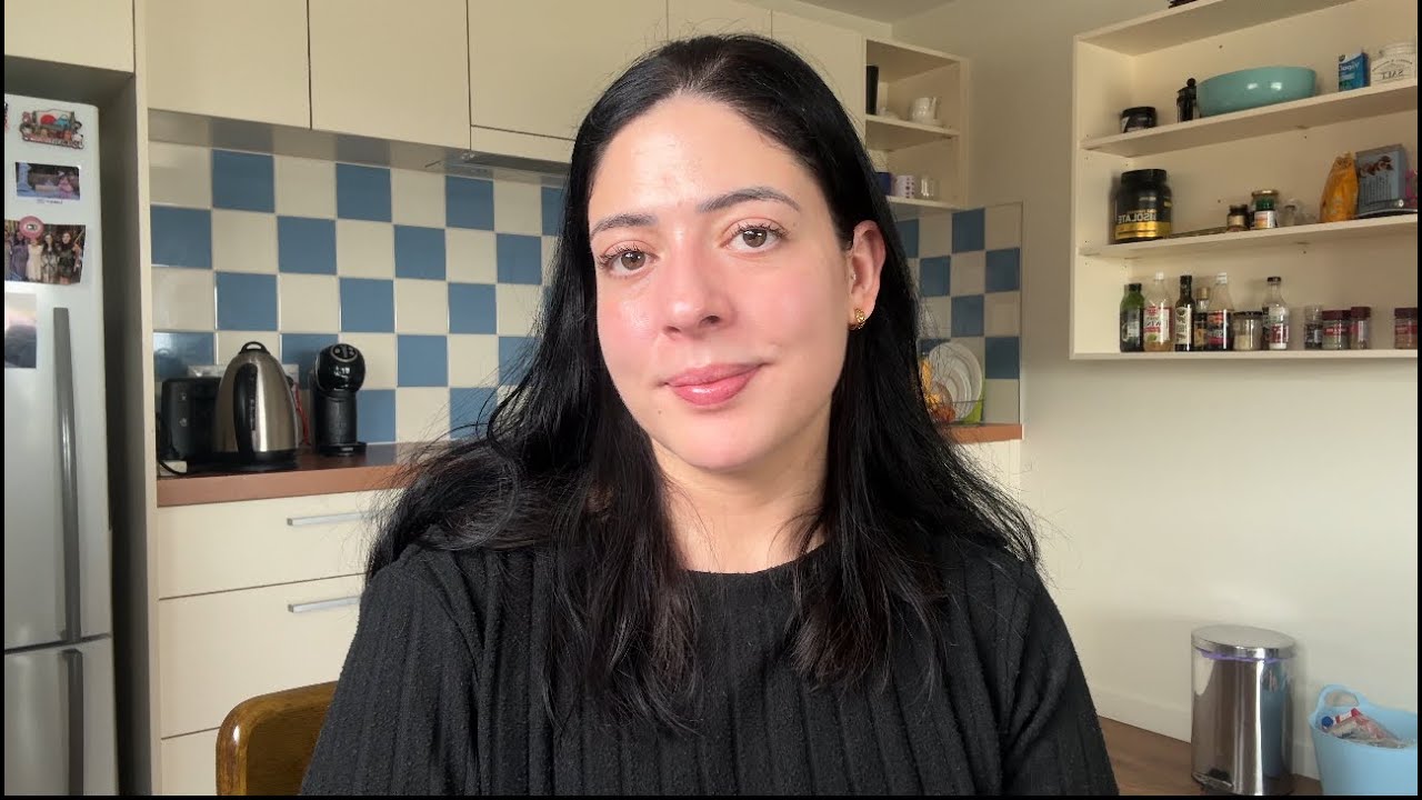 o motivo pelo qual vc se sente SOZINHO mesmo estando rodeado de pessoas...