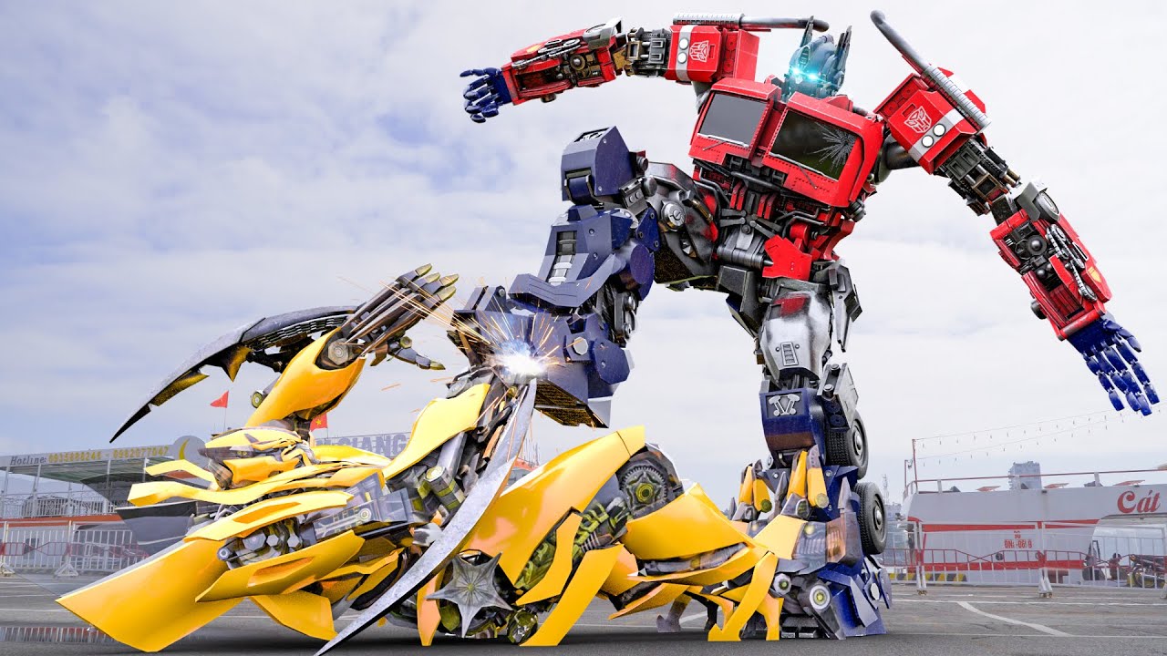 Трансформаторы: Последний рыцарь - Optimus Prime vs Bumblebee | Paramount Pictures [HD]
