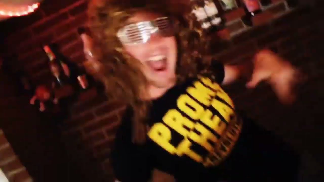 Freckenhorst bleibt wunderbar! - Franky Freckenhorst (Remix by DJ Promi & Rive)