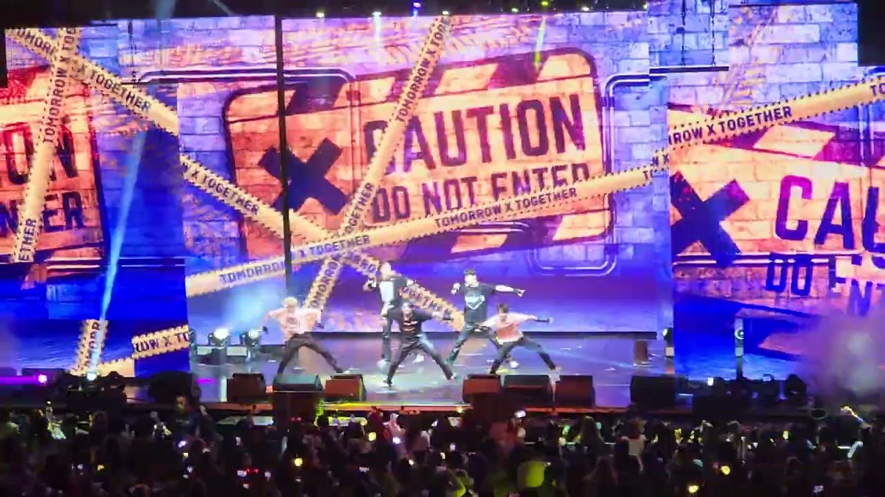 TXT in San Francisco ACT: Lovesick(New Rules & Puma)