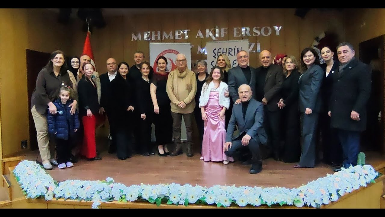 29 Ekim Kadınları Derneği Pendik’te Şiir ve Müzik Dolu Bir Gece Yaşattı
