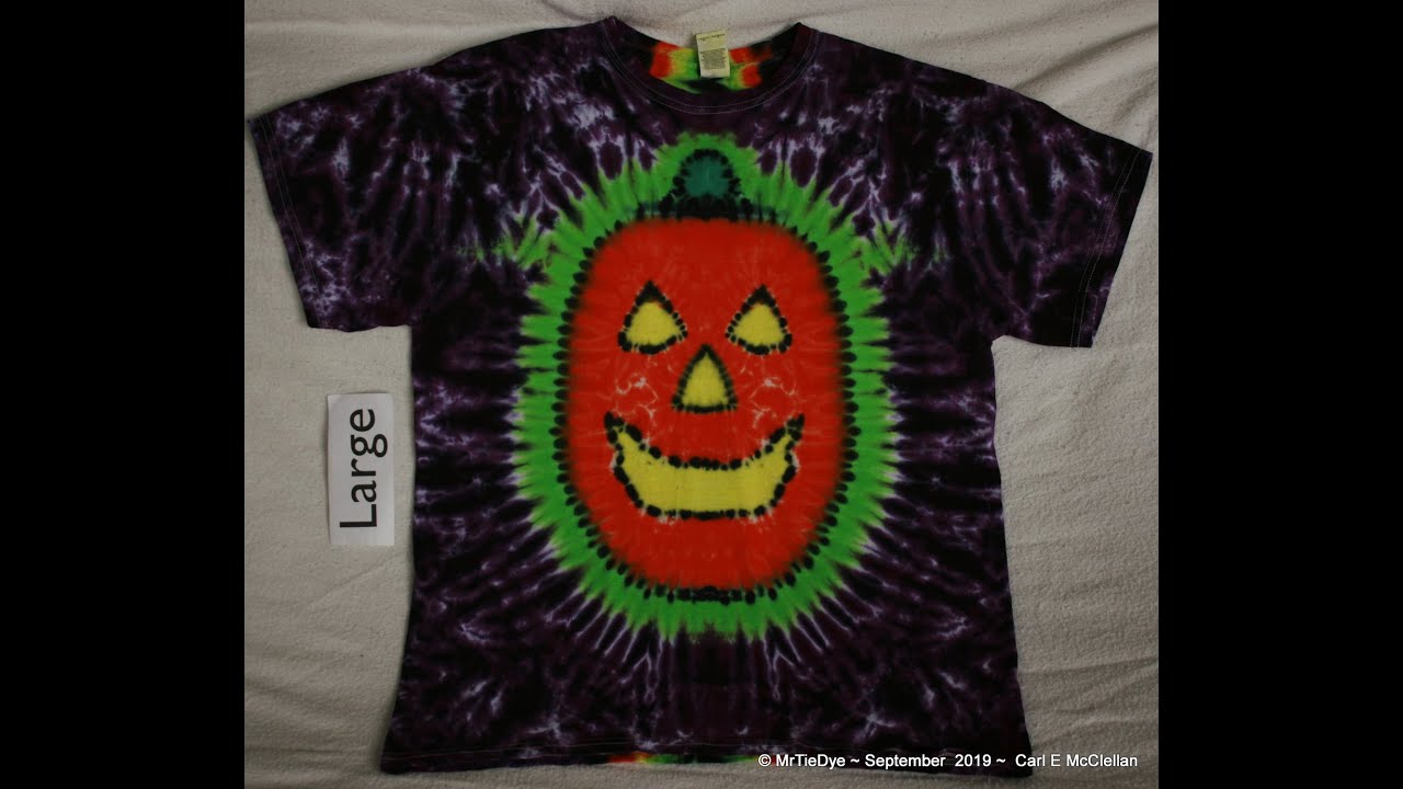 Tie Dye a Jack O Lantern Pumpkin on a tee