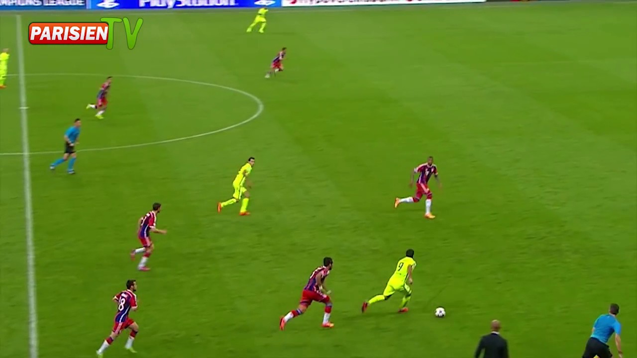 Luis Suarez insane touch vs Bayern Munich