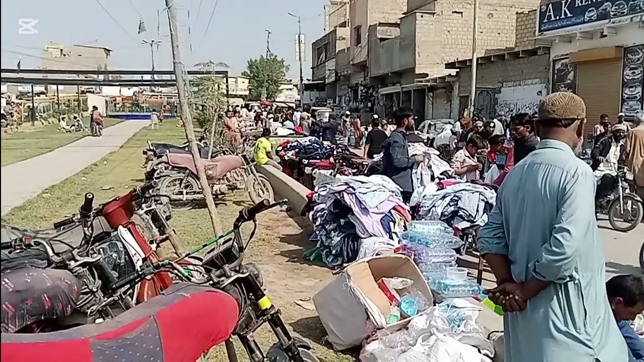 Neshan e Haider OrangiTown Sunday Bazar Sub Kuch Bohat sasta hai .