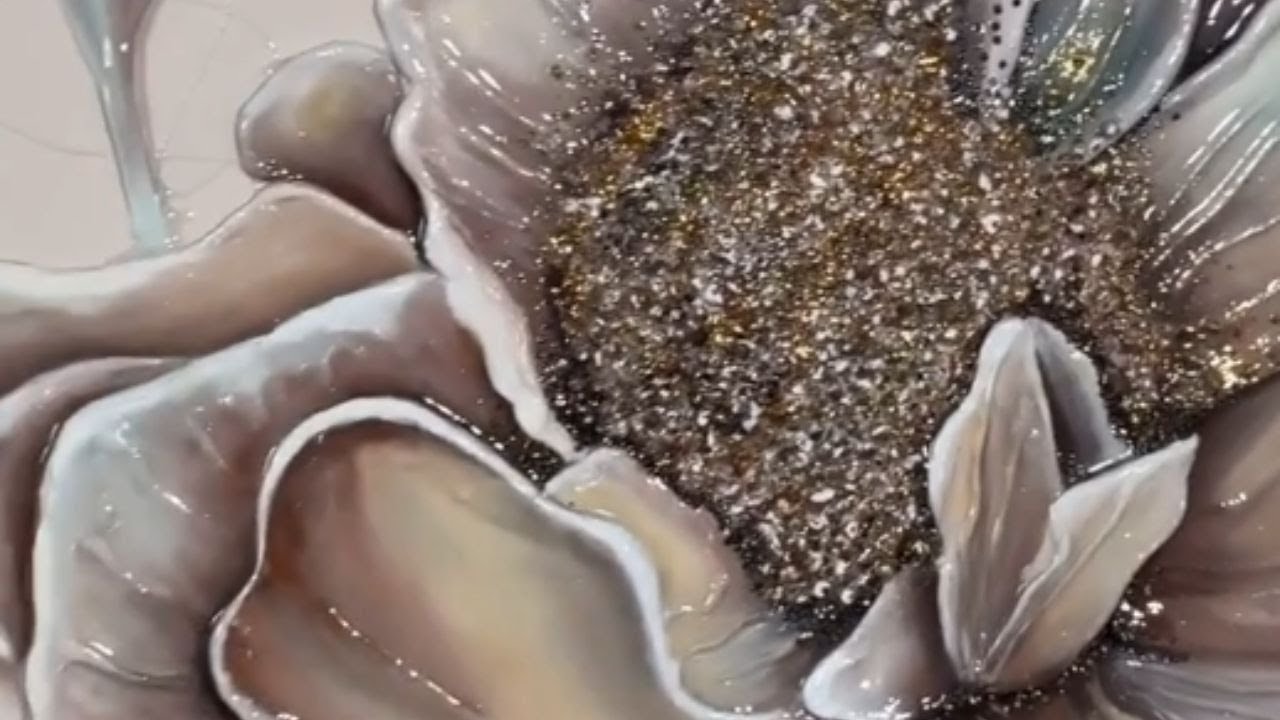 Textured Painting: Glossy Finish on Flower Art || WooGlobe